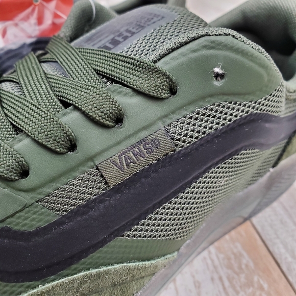 Vans AVE Pro Rainy Day - Picture 6 of 15